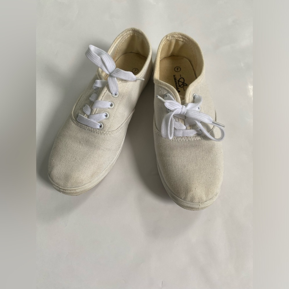 Bobbie Brooks White Tennis Shoes